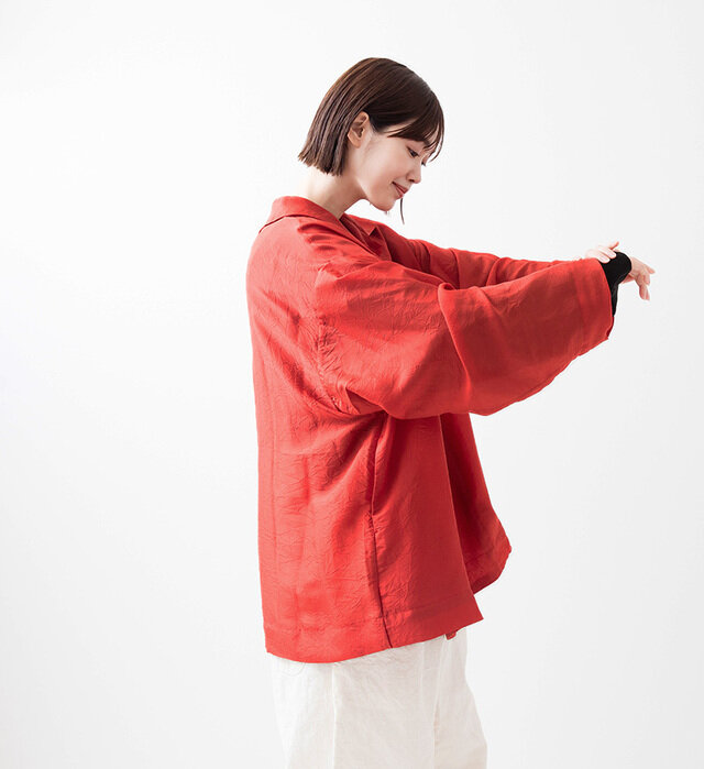 color : RED , model : 162cm