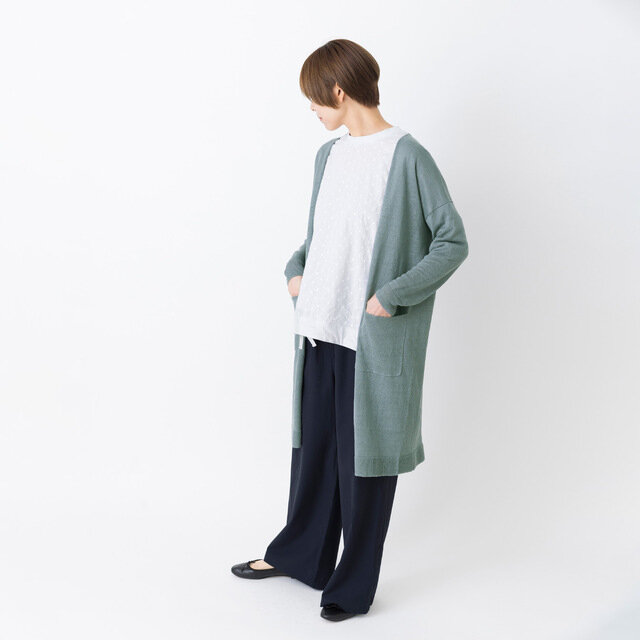 着用カラー:ダークグレー