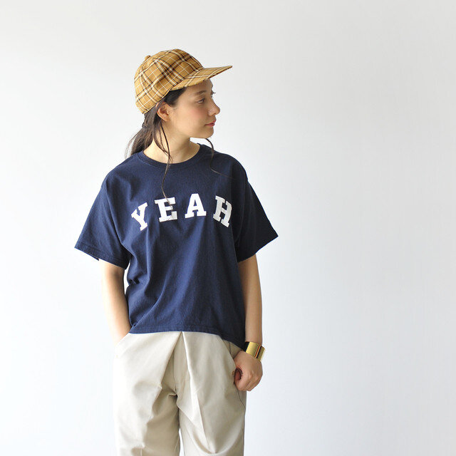 color : beige check