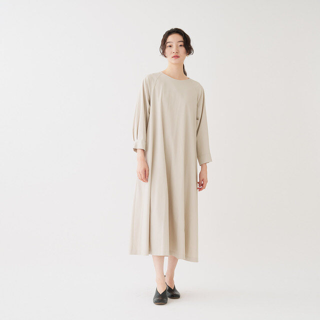 color:ライトベージュ