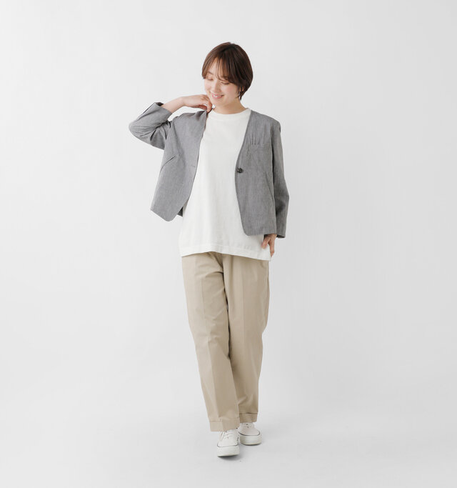 model asuka：160cm / 48kg 
color : gray / size : F