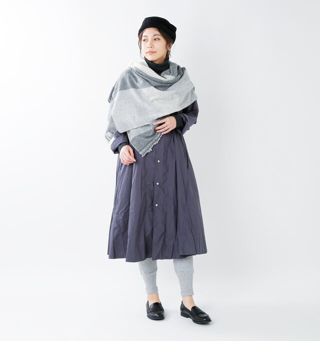 model hikari:165cm / 48kg
color : light gray / size : F