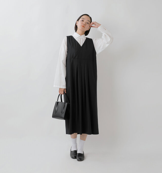model saku：163cm / 43kg 
color : black / size : 1