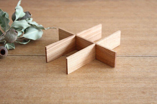 松屋漆器店|タモ白木塗 重箱用仕切り(六つ切)