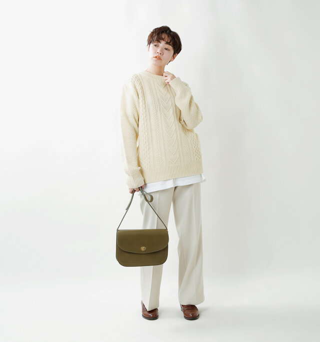 model saku:163cm / 43kg
color : white / size : S