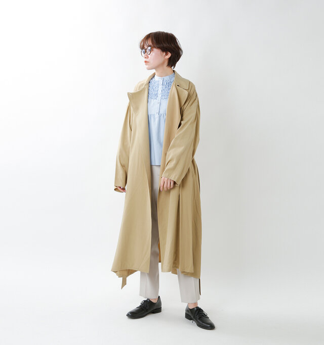 model saku:163cm / 43kg
color :beige / size : F