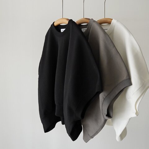 SACRA|ダブルニット クロップド丈 カットソー Tシャツ DOUBLE KNITTED CLOTH TOP 126145091 サクラ