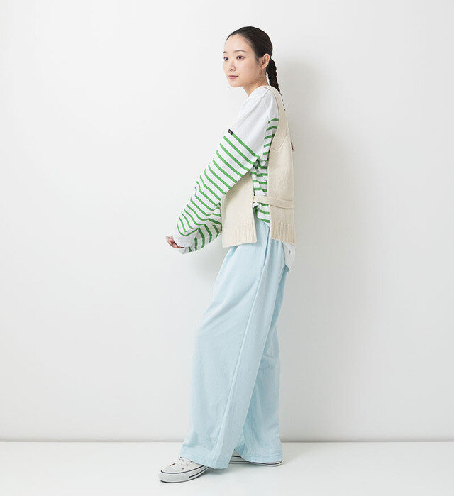 color : CREAM , model : 162cm