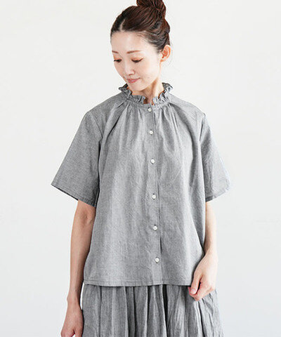 MidiUmi|【30%OFF】シャンブレーフリルシャツ トップス ブラウス 半袖 2-739766