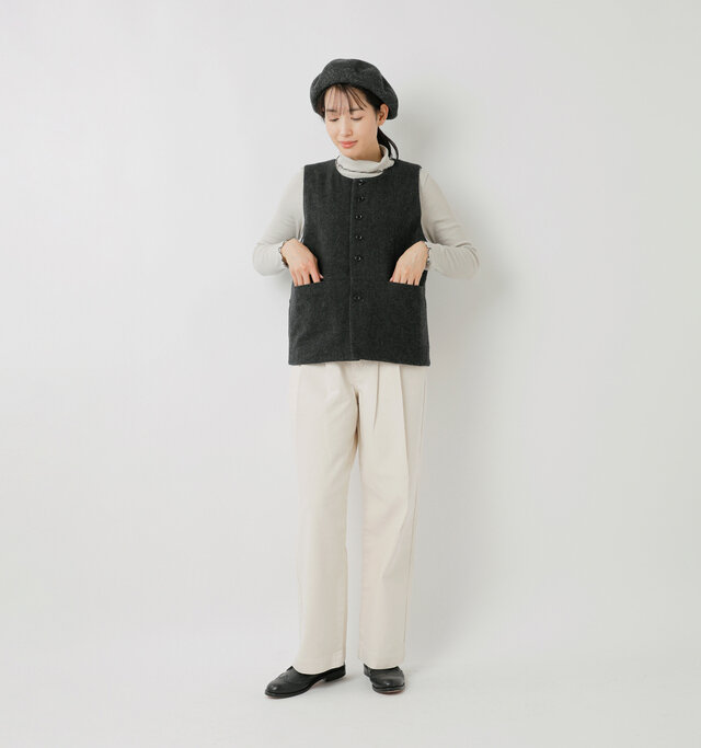 model mizuki：168cm / 50kg 
color : grayge × charcoal / size : F