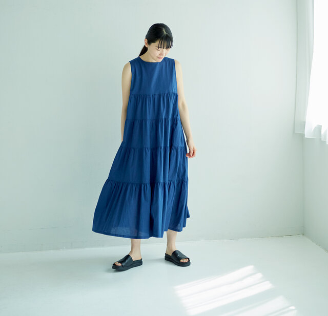 着用サイズ 0(モデル 165cm)/ BLUE