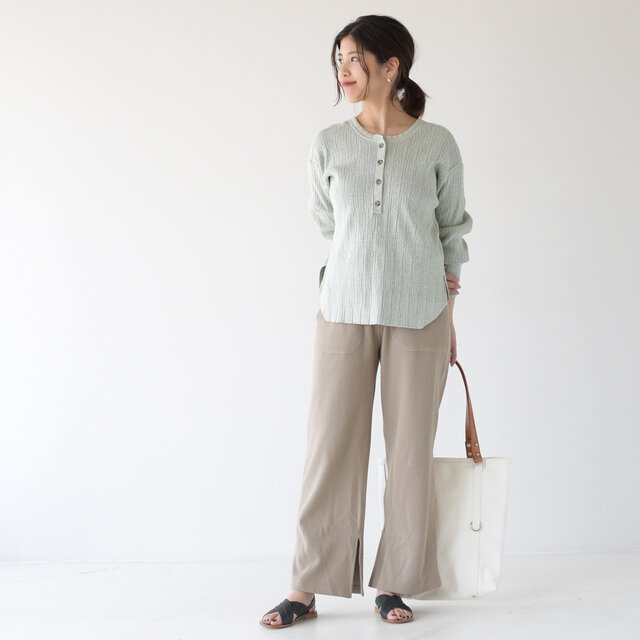 モデル: 157cm / 47kg
color:grayge / size:1(S~M)