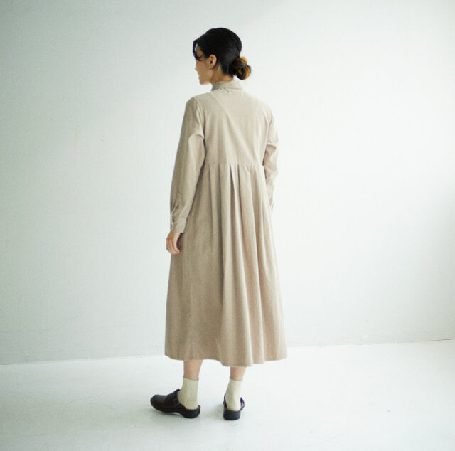 モデル161cm 着用サイズ:0(BEIGE)