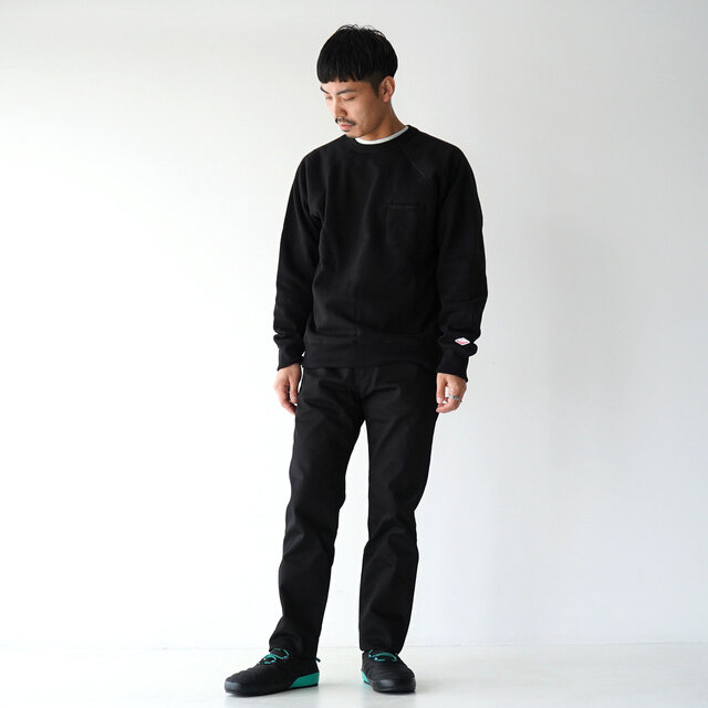 モデル:173cm / 58kg
color : black×turquoise(T) / size : 26.0cm