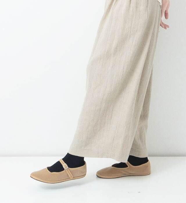 col:KINARI , model : 162cm