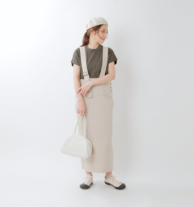model yama:167cm / 49kg
color : gray olive / size : F