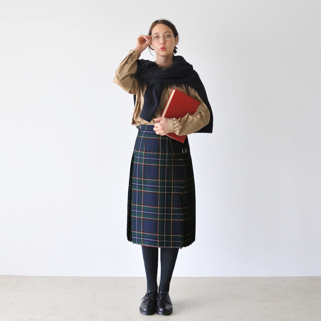 モデル:164cm / 49kg
color : carnaderry / size : 8(S)