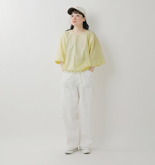 model saku:163cm / 43kg
color : light yellow / size : F