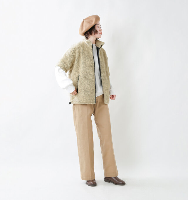 model saku：163cm / 43kg 
color : cashmere / size : 1
