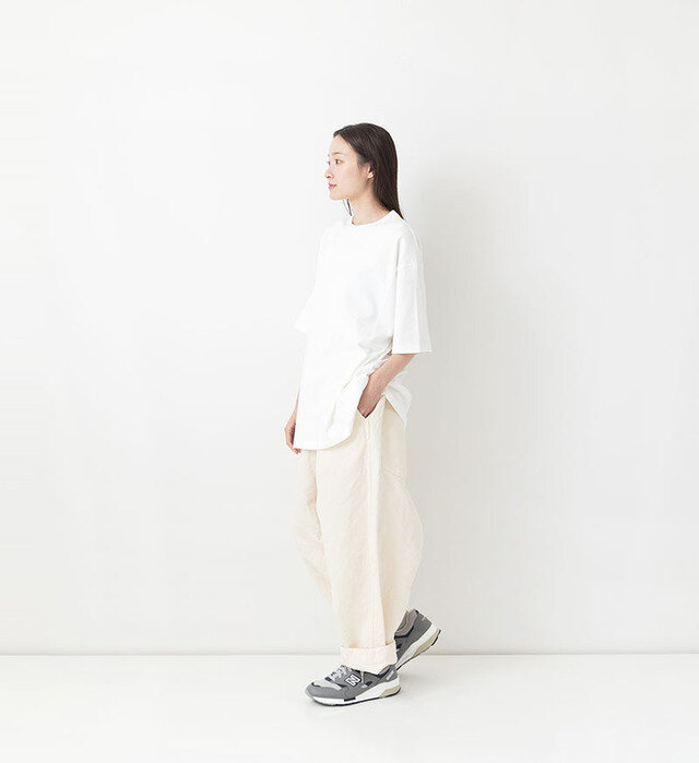 color : WHITE , model : 162cm , size: 1