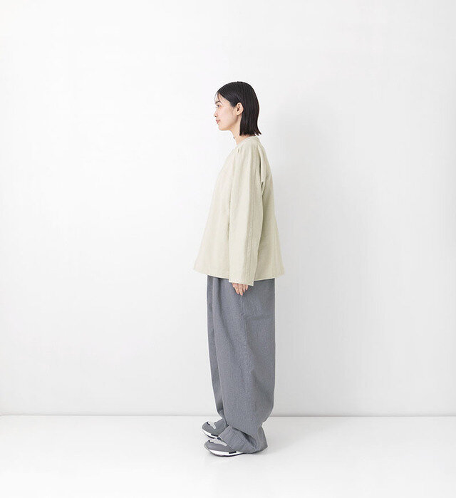 color : GRYGE , model : 162cm