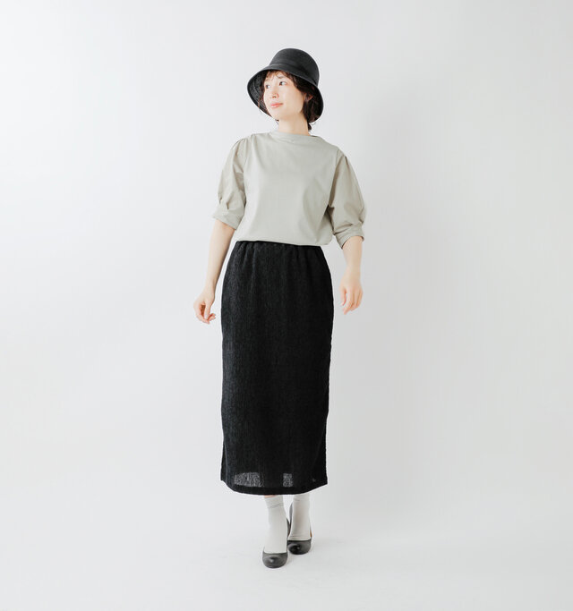 model mizuki：168cm / 50kg 
color : light gray / size : F