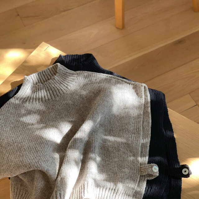 color:(左から)グレージュ・クロ