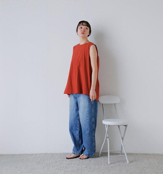 model saku:163cm / 43kg
color : red / size : F