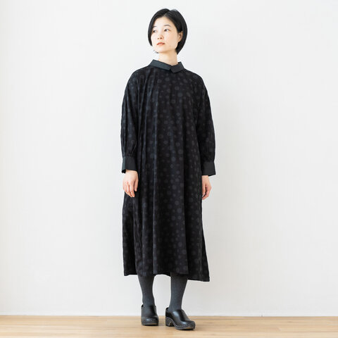 TUTIE.|2重織ジャカードドットクレリックワンピース