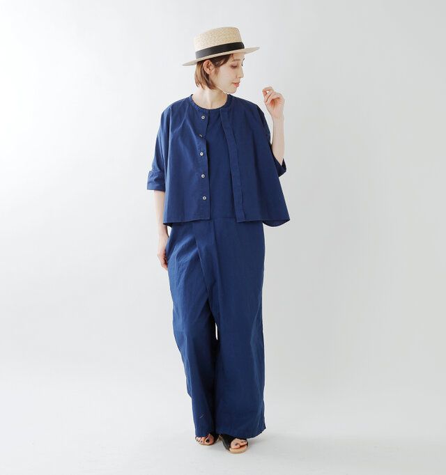 model yama:167cm / 49kg
color : navy / size : F