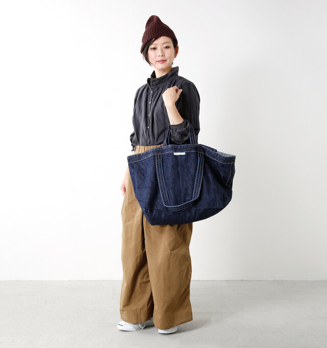model mayu:158cm / 48kg
color : dark blue / size : one