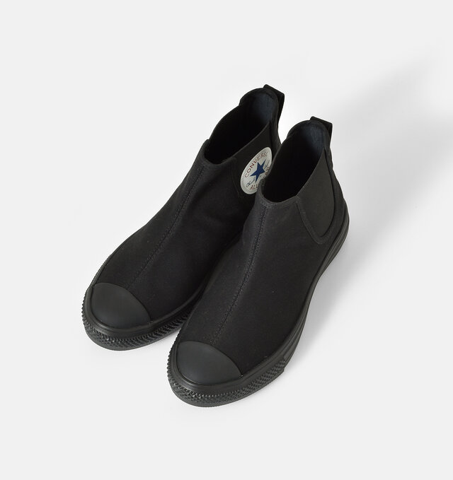 color : black