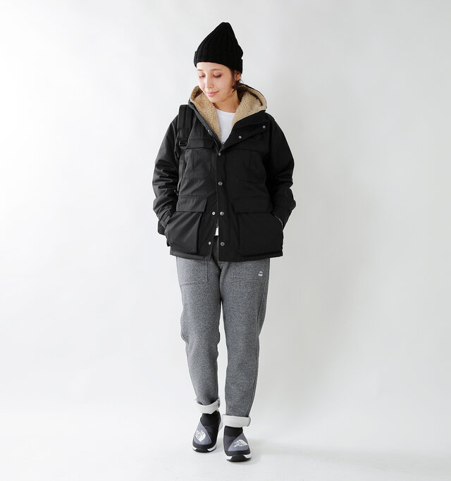 model yama:167cm / 49kg
color : black / size : S