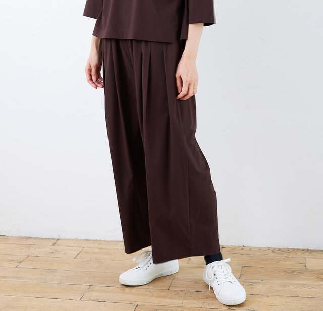 モデル168cm 着用カラー:ブラウン