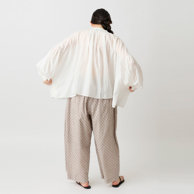 インドシリーズと合わせて、メイドインインドならではのコットンの風合いをお楽しみください。