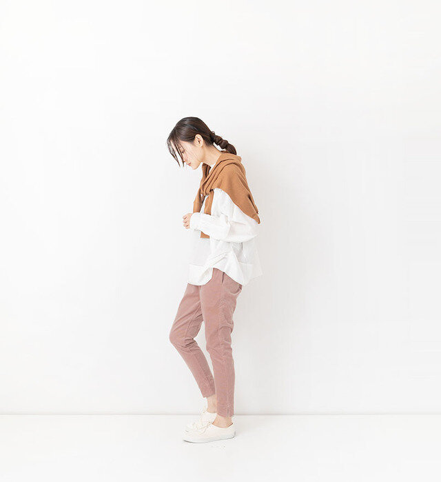 color : MOVE PINK / size : 1 / モデル162cm