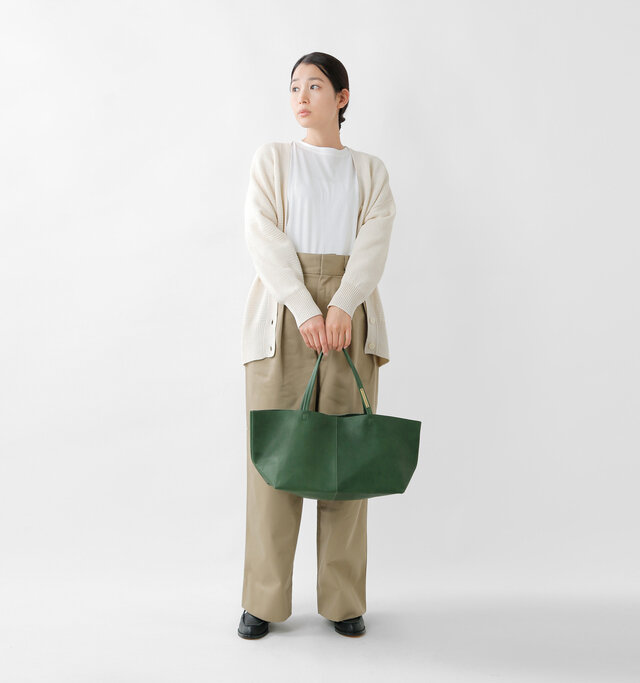 model mizuki：168cm / 50kg 
color : green / size : M