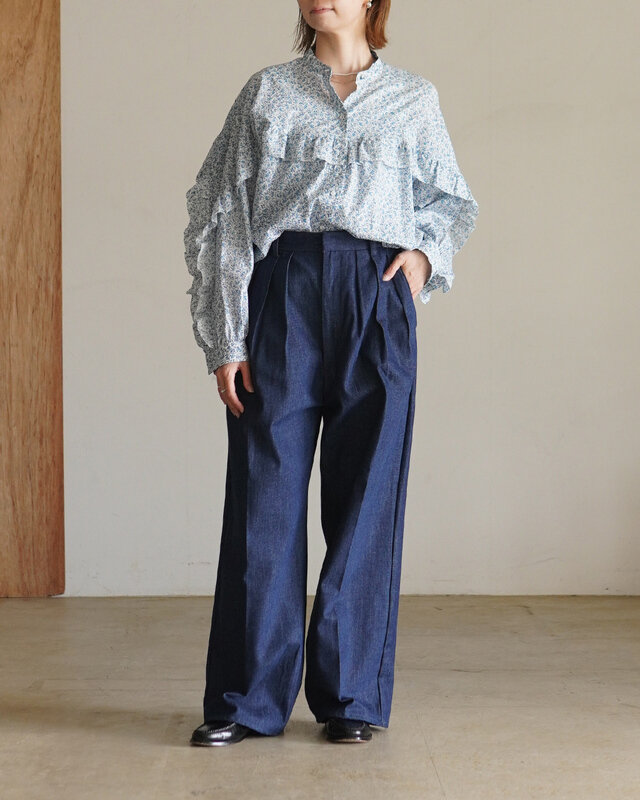 Model 158cm / Size F / Color OFF-WHITE(col.02)