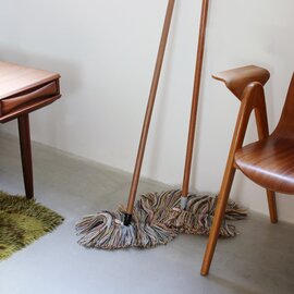 Sladust|Wooly With Wooden Handle