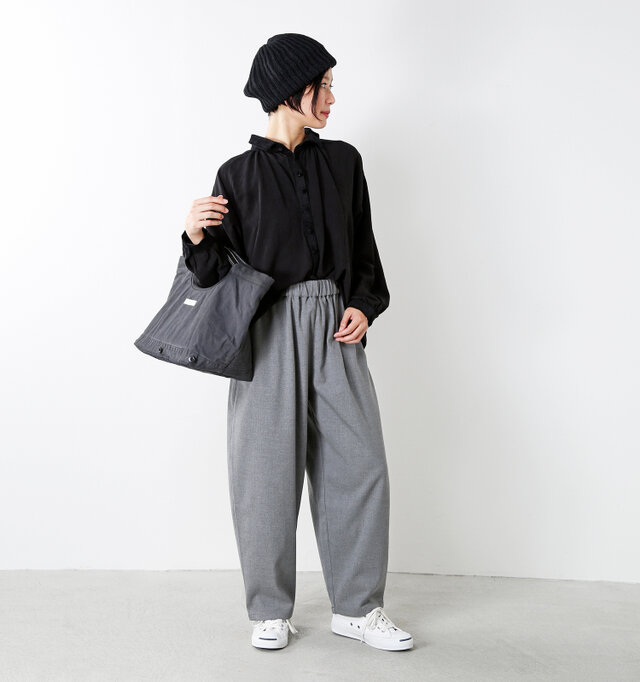 model mayu:158cm / 48kg
color : gray / size : 1