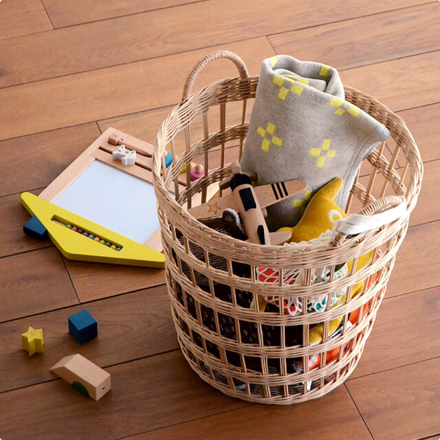細々とした小物やブランケット類、かさばりがちなおもちゃやぬいぐるみなどをたっぷり収納できます。