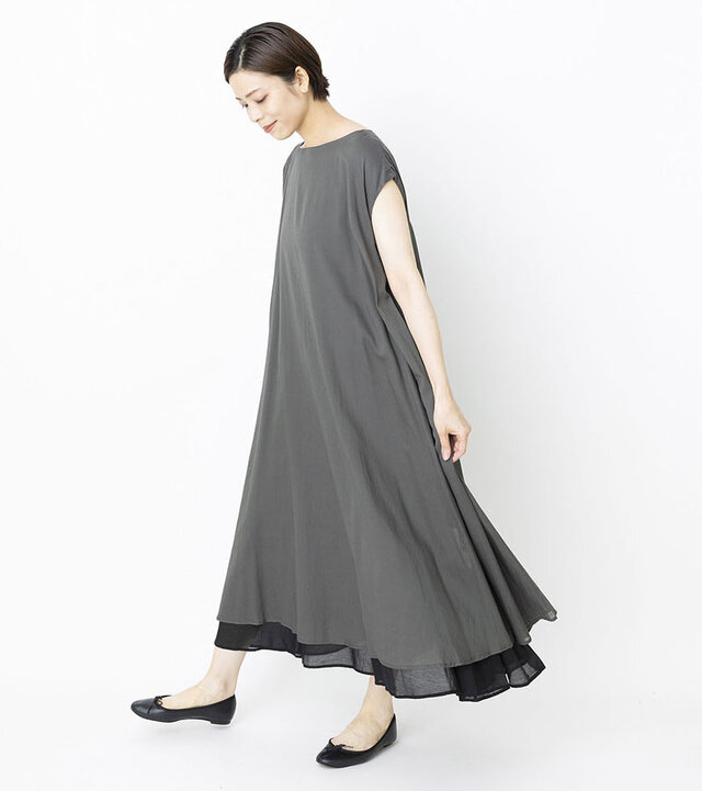 モデル168cm 着用カラー:グレー×クロ