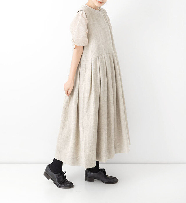 color : KINARI , model : 162cm