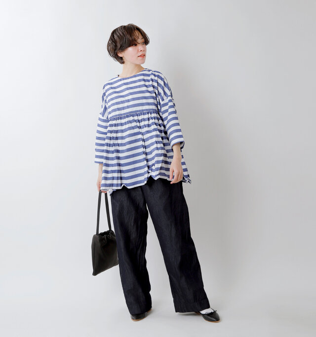 model saku:163cm / 43kg
color : blue border / size : F