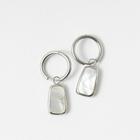 O91O｜mother of pearl stainless steel pierce
