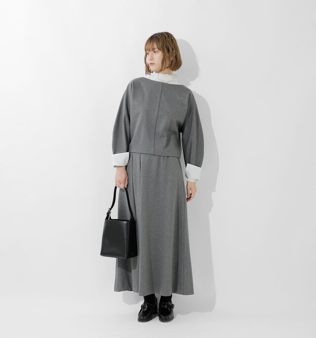 model ai:166cm / 47kg
color : gray / size : F