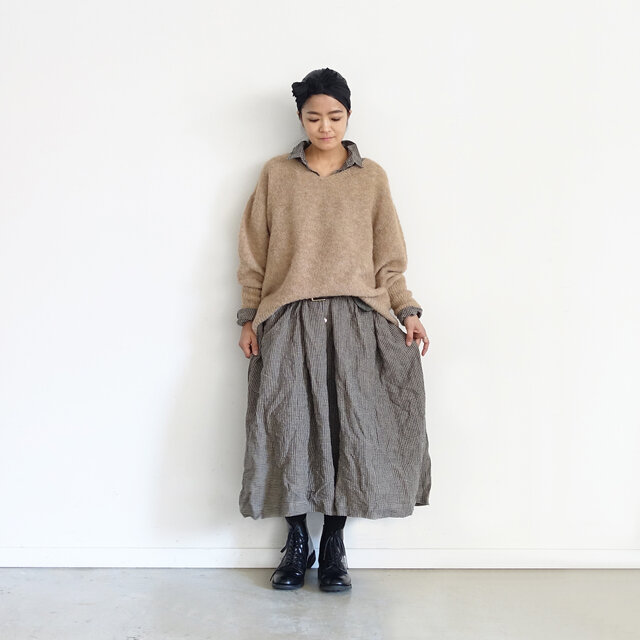 Model 158cm、Beige 着用