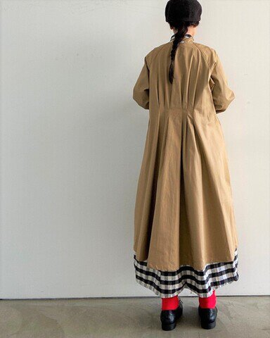 Anne number of｜「踊る大捜査線の青島」に 見えない カーキグリーンのコート