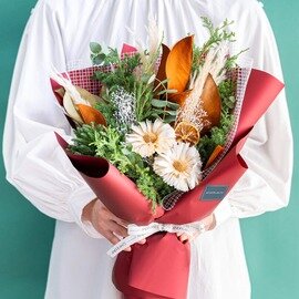 AND PLANTS|【クリスマス'25】マグノリアリーフとパンパスのドライフラワースワッグ