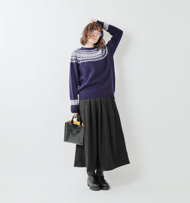 model saku:163cm / 43kg
color : navy×white / size : 38